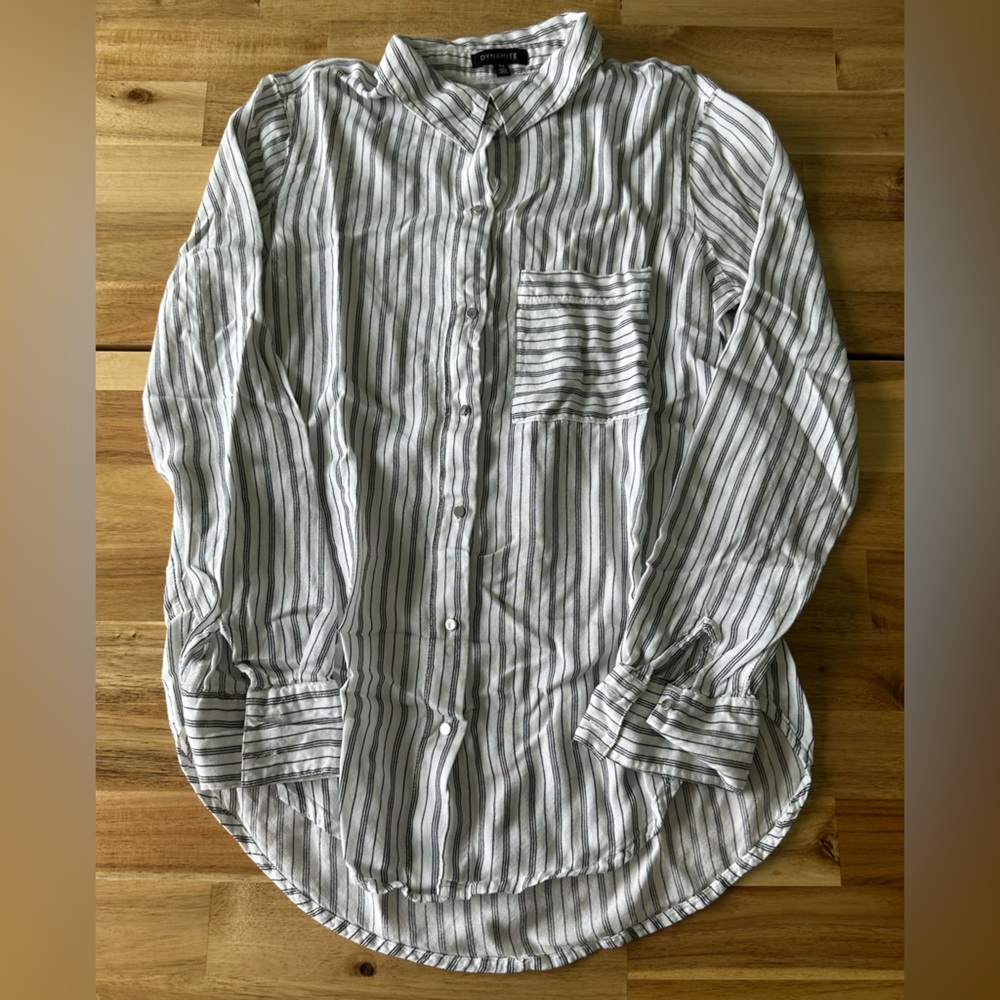 Dynamite button up shirt